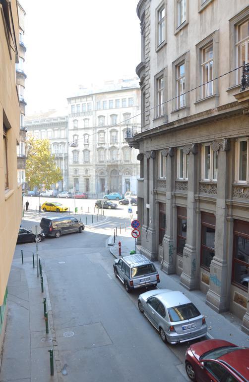 Apartament Classic Flat At Basilica Budapeszt Zewnętrze zdjęcie